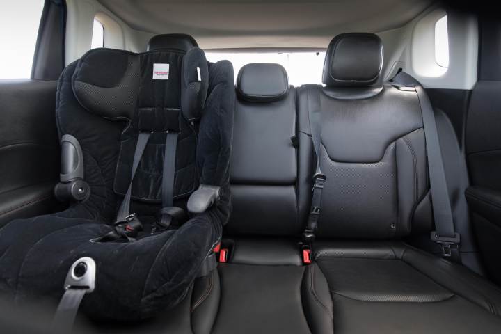 Isofix jeep clearance