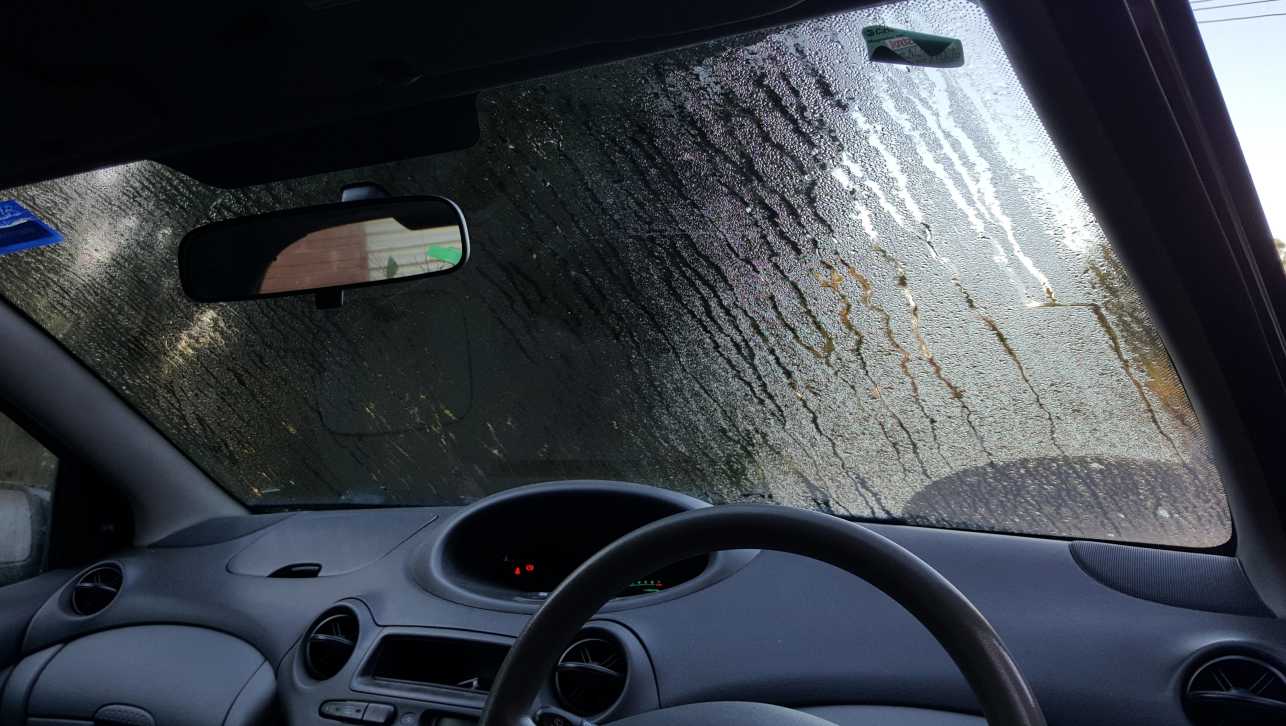 A steamed up windscreen is the age-old driver&#039;s nightmare.