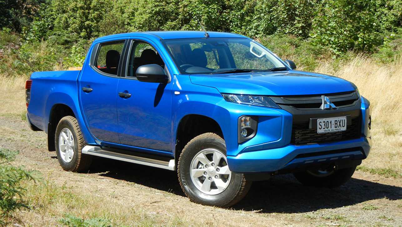 Mitsubishi Triton GLX dual cab 2019 review CarsGuide