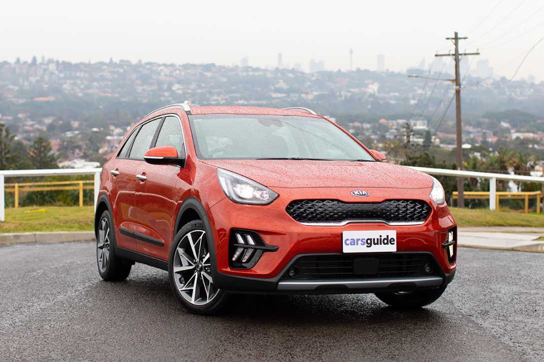Kia Niro Hybrid 2021 review Sport Can Kia s compact hybrid SUV topple Hyundai s Kona Electric and the MG ZS EV CarsGuide