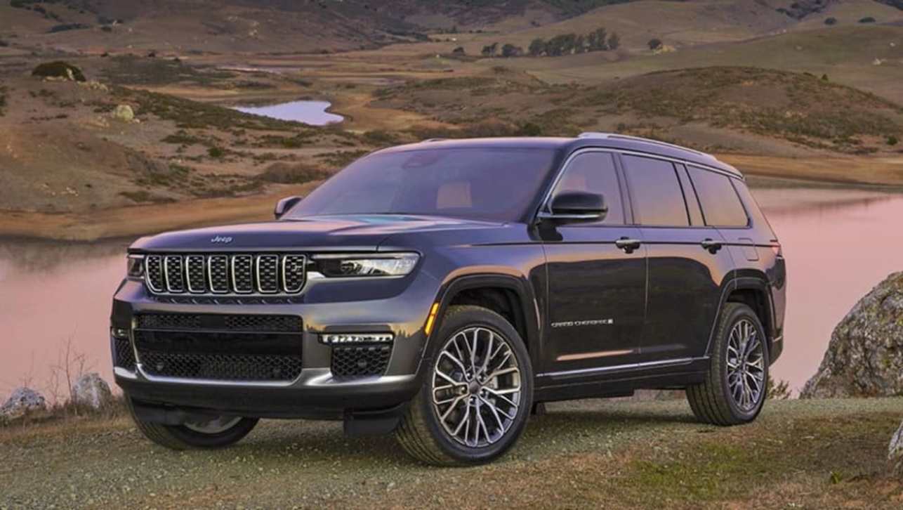 Name tweak 2023 Jeep Grand Cherokee L updated with new name tweaked features and a new variant for Toyota Prado rival Car News CarsGuide