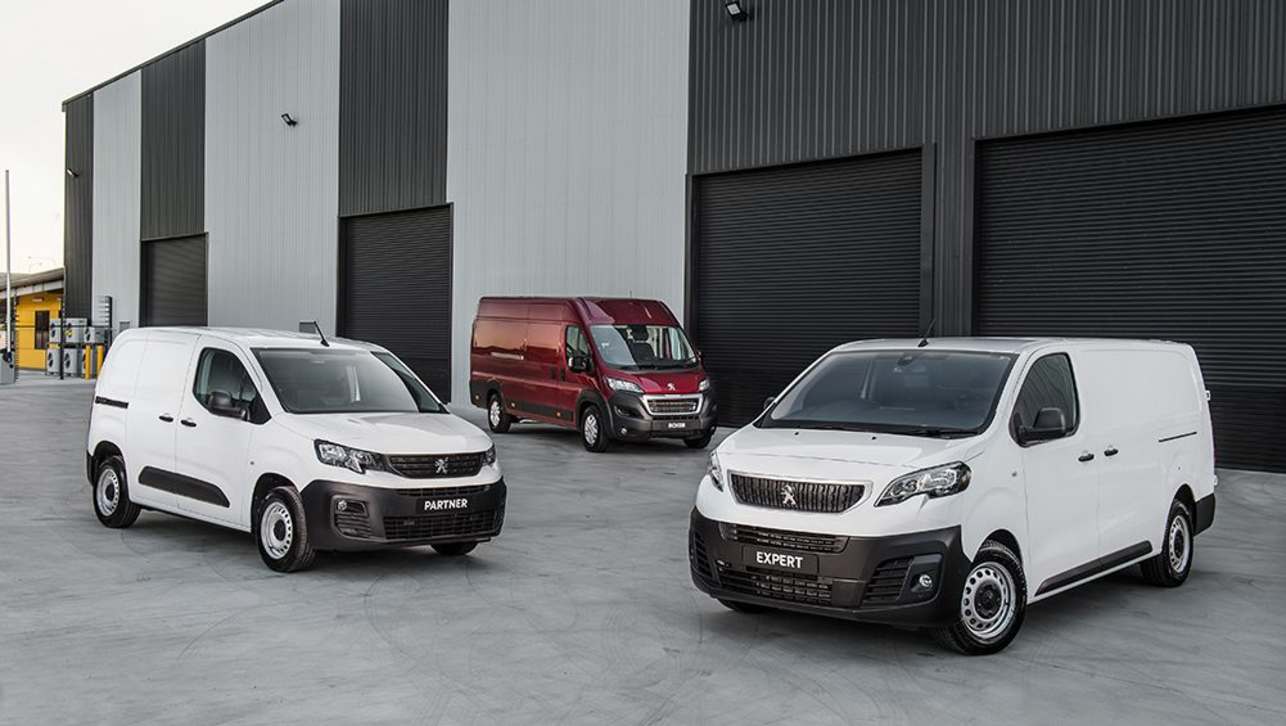 French brands Peugeot and Citroen now have pre-paid service options for Australian customers.