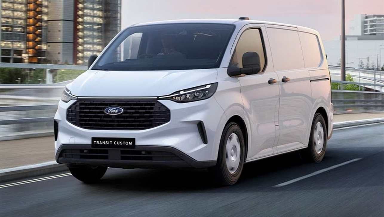 A short- and a long-wheelbase version of the Transit Custom will land in Australia in 2024.