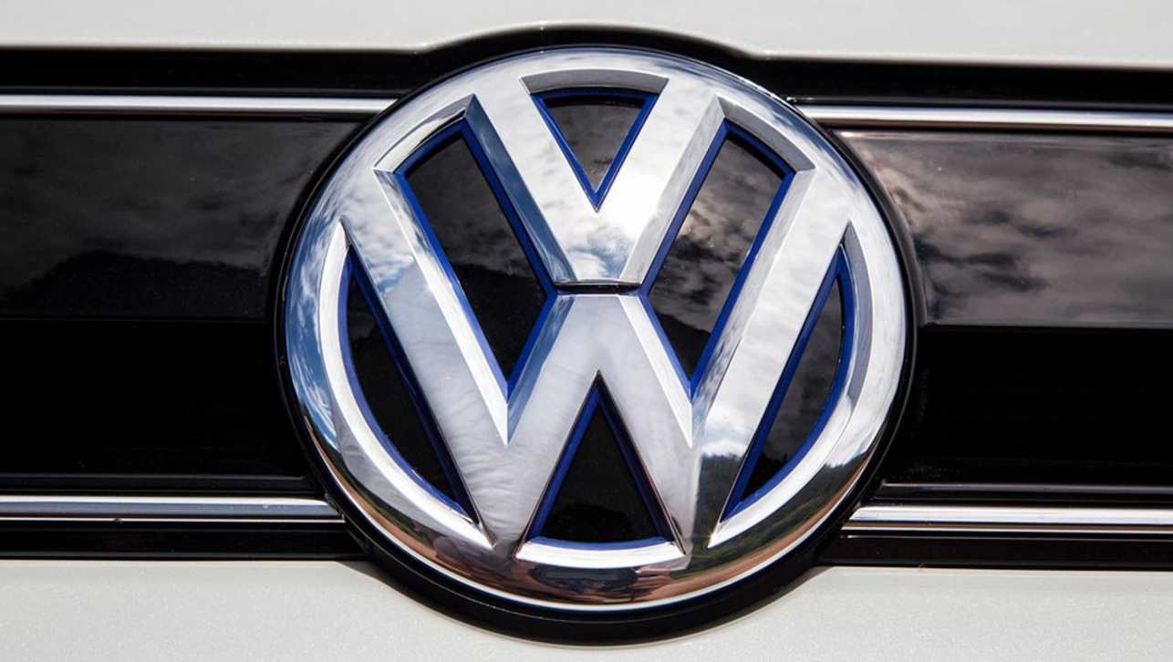 Australian owners of dodgy Volkswagen diesels won’t get new engines, says insider.