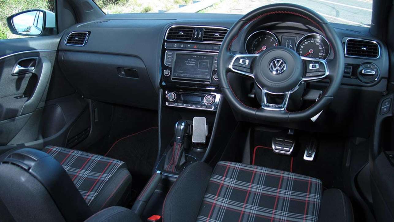 Polo 2016 automatic clearance