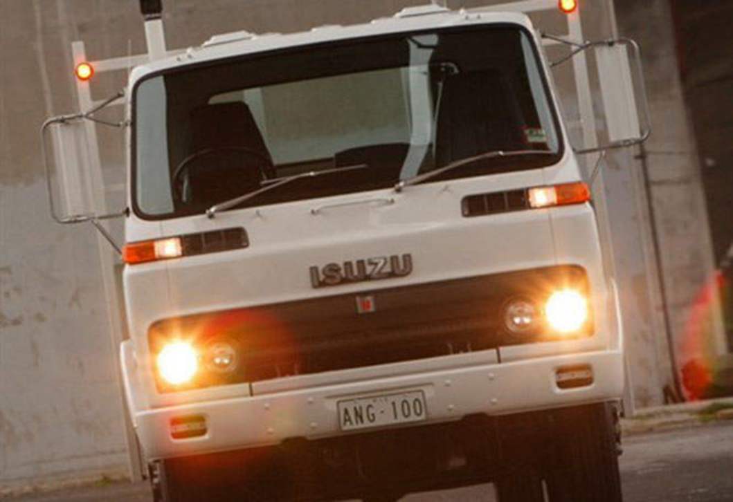 1979 Isuzu SBR 422 truck review CarsGuide
