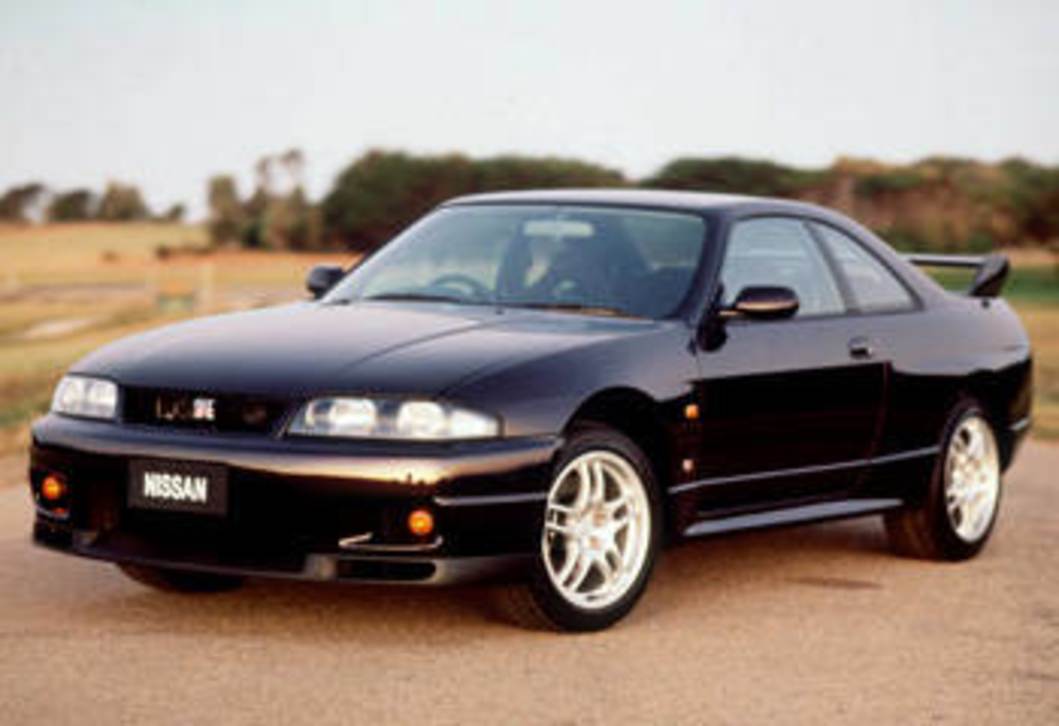 Nissan Skyline GT-R R33.