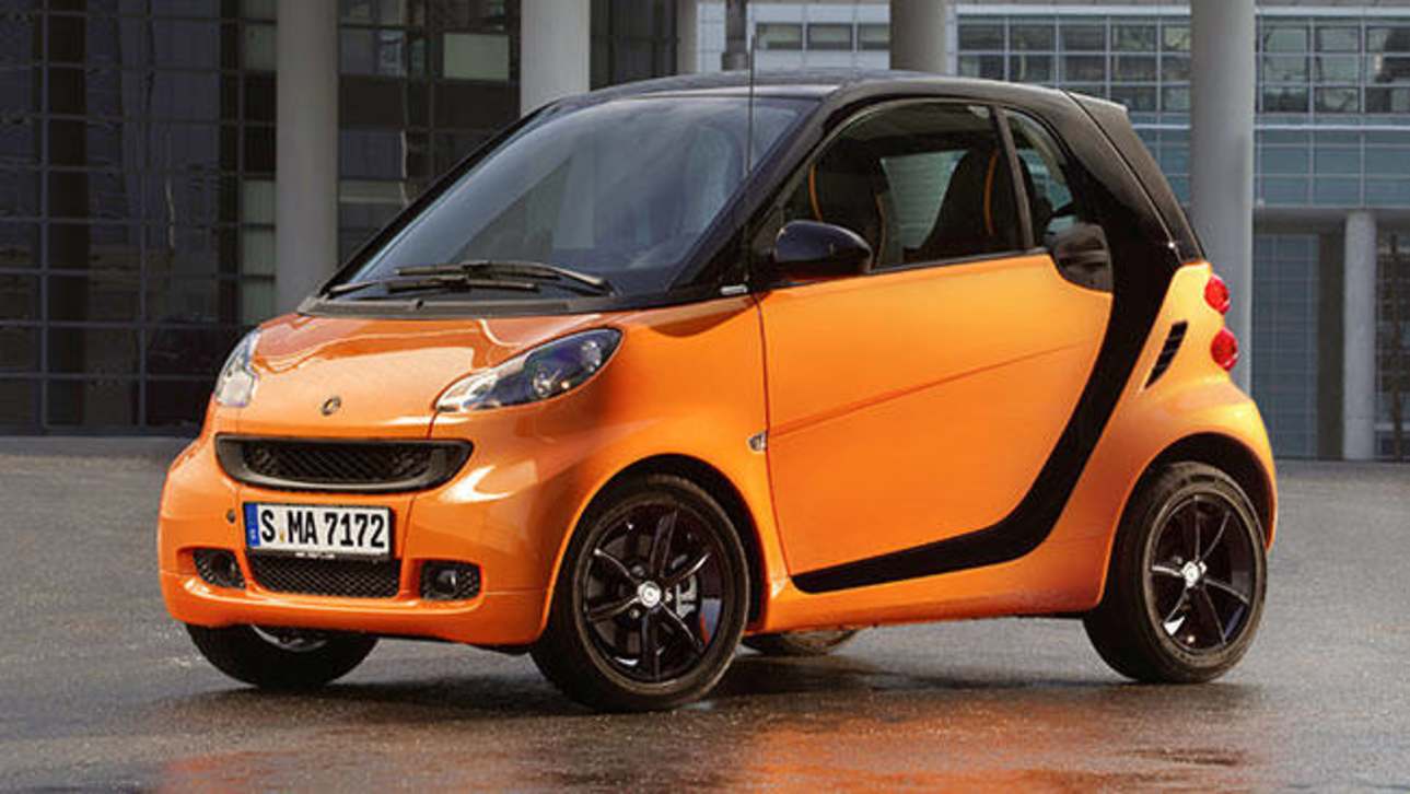 Both current models the Smart Fortwo and Smart Fortwo cabrio can be configured in the site.