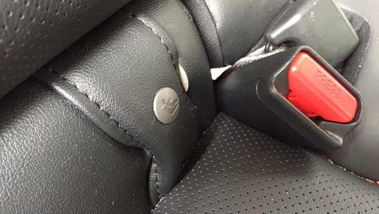 Isofix anchors outlet