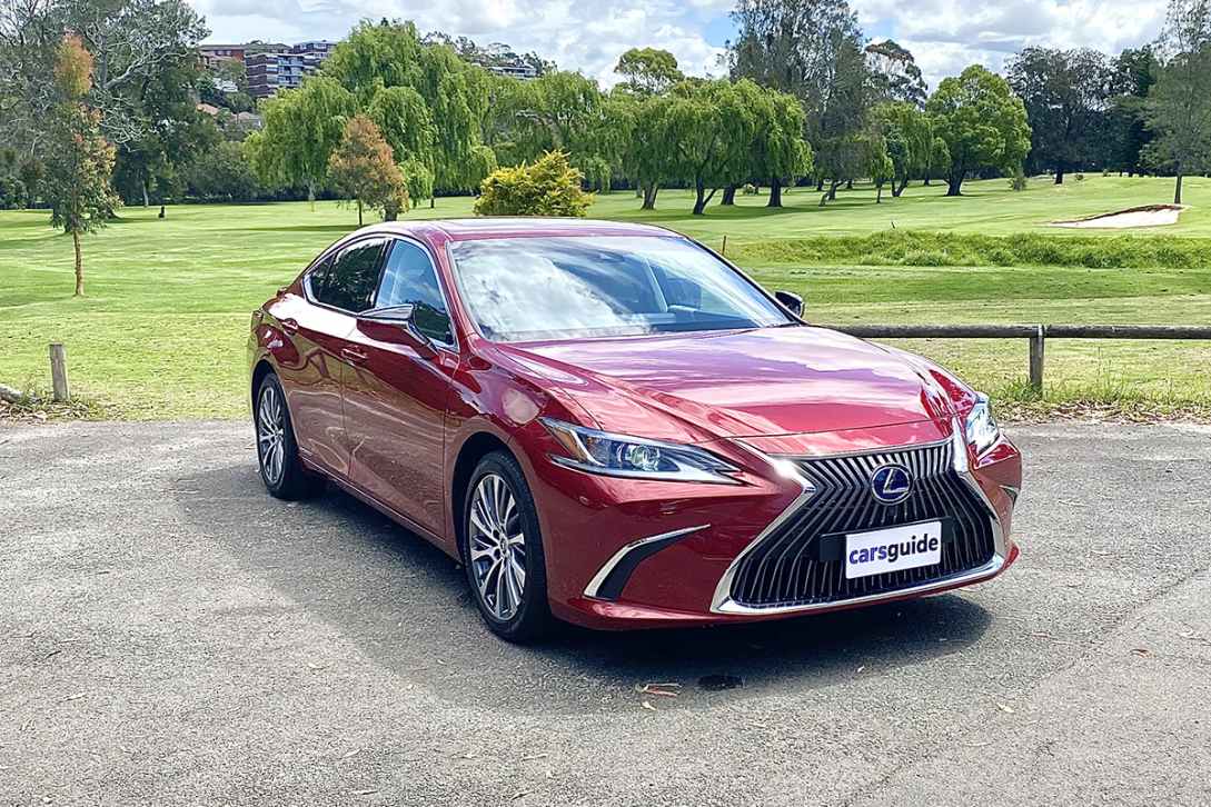 The Lexus ES 300h Luxury is the entry point into the hybrid-only model