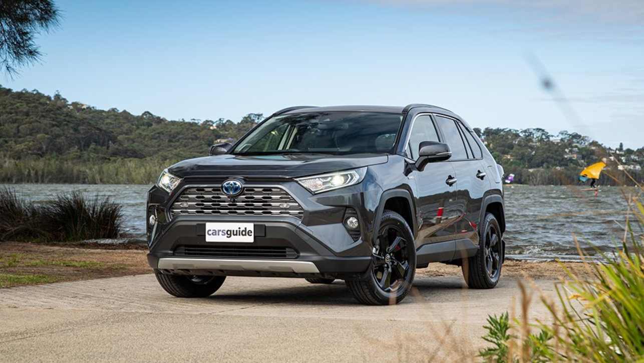 What hybrid 4x4 are on offer in Oz?