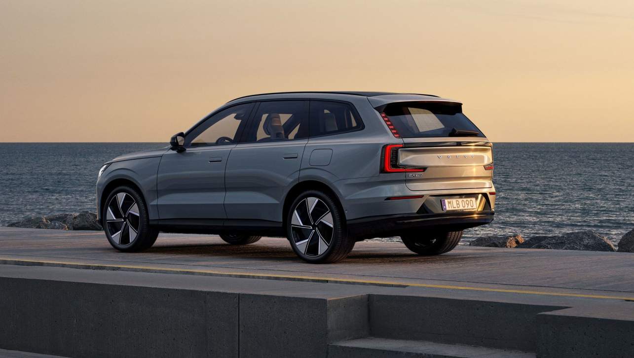 Game changing battery tracing technology 2025 Volvo EX90 launches