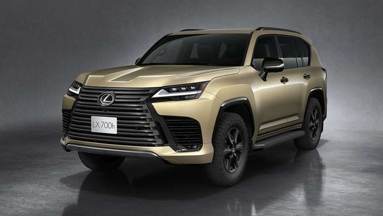 Toyota LandCruiser 300 Series Hybrid sneak peek? 2025 Lexus LX700h