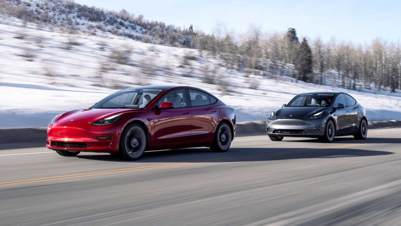 Tesla stock price takes a hit as electric car deliveries fall short of
