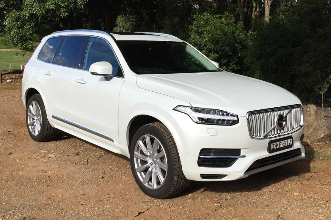 Volvo XC90 T8 hybrid 2017 review CarsGuide