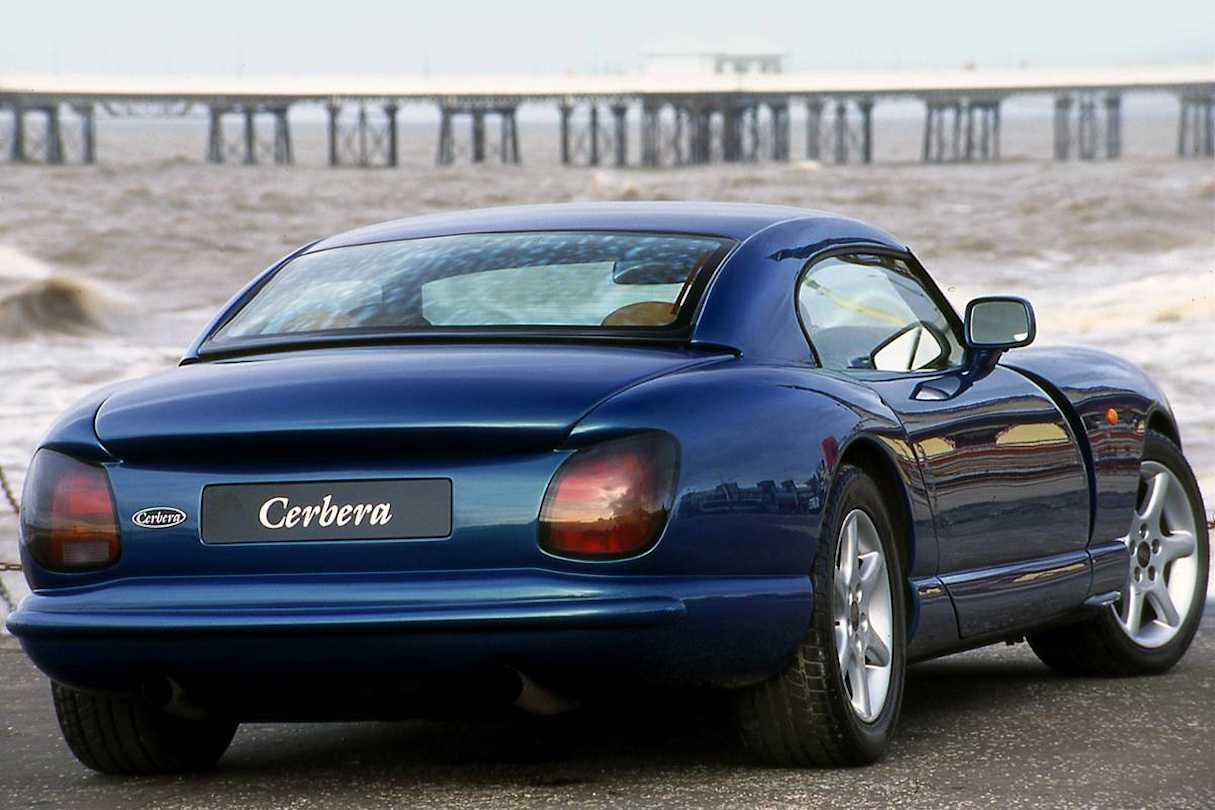 These things flew and were the in-game equal to Ferraris, Lambos, tuned-up GT-Rs and even the mighty Dodge Viper.