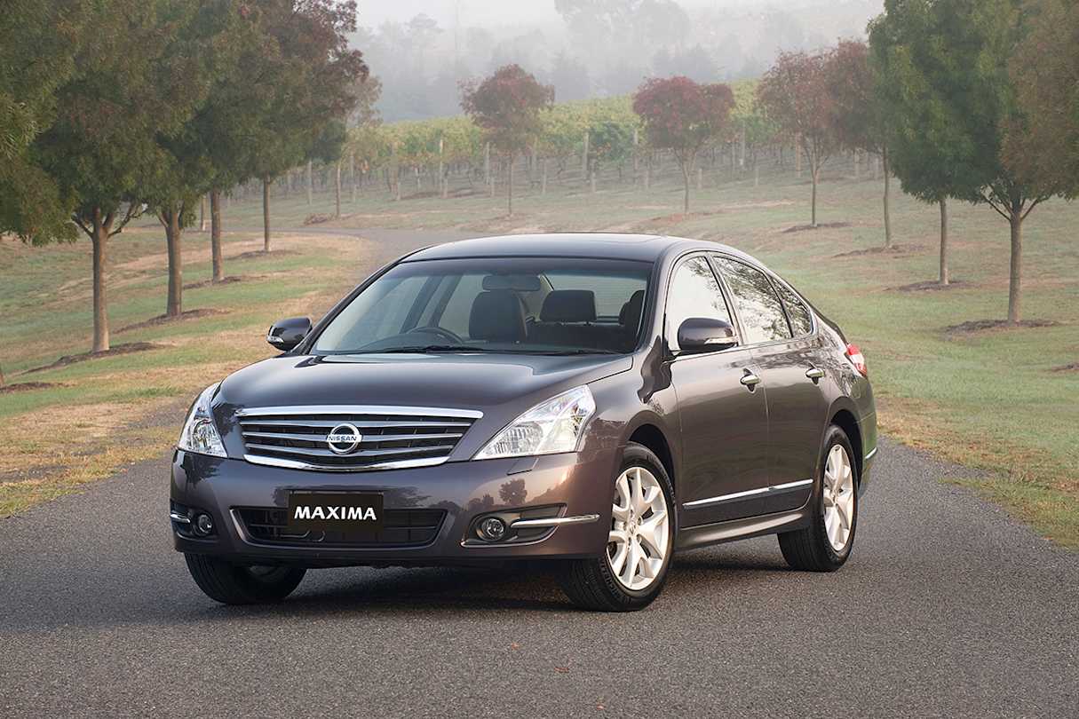 2009 Nissan Maxima.