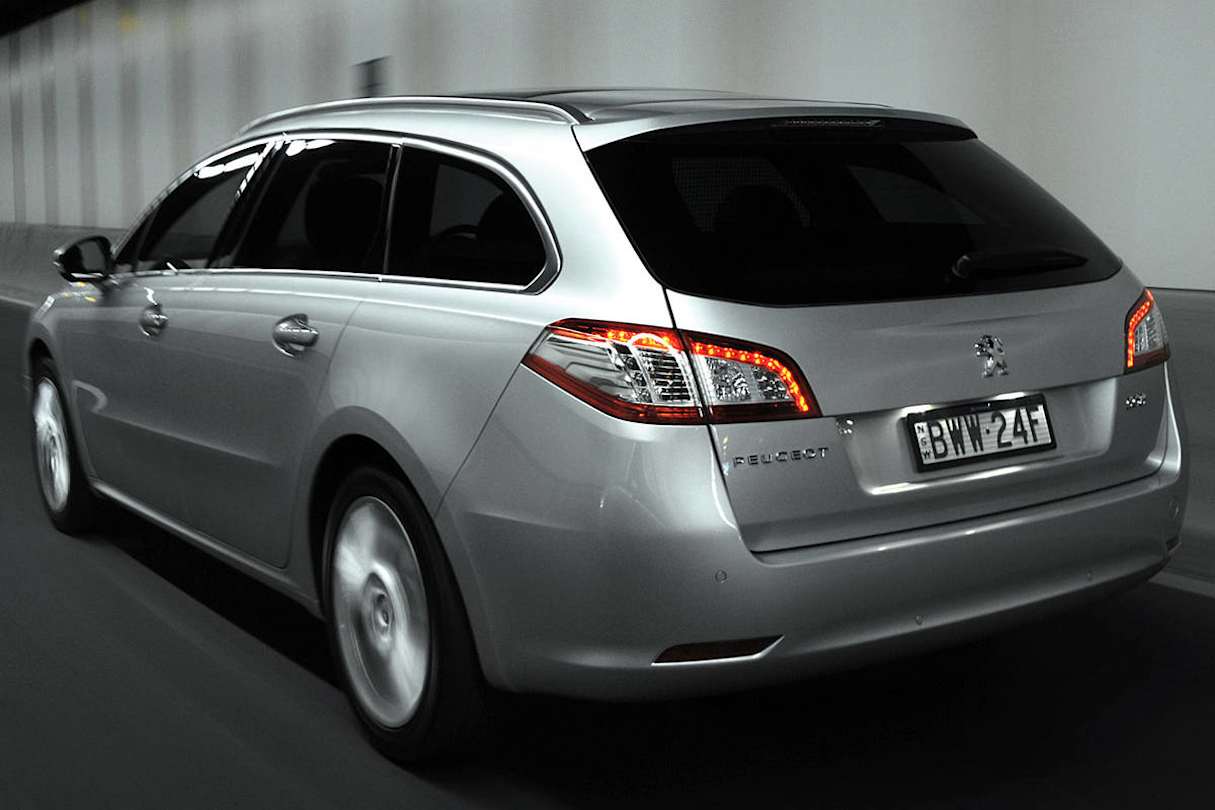 2011 Peugeot 508 Touring wagon