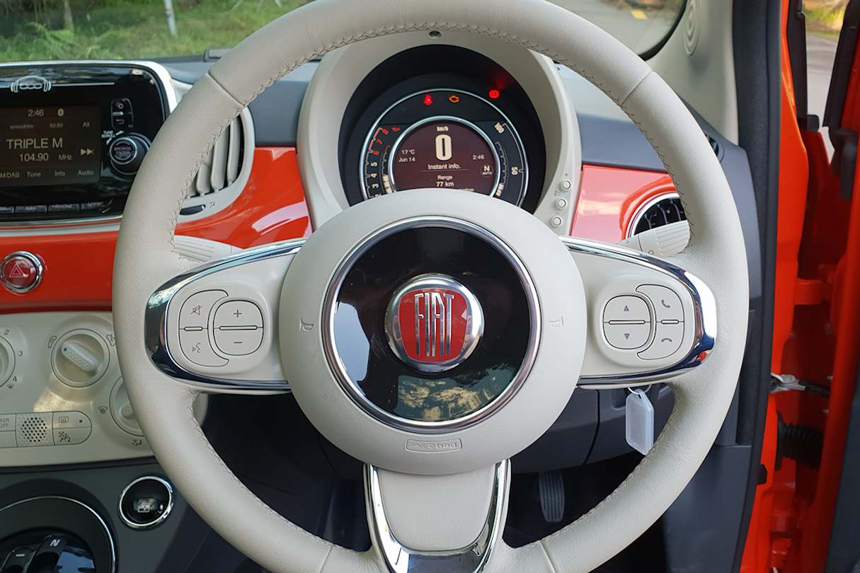 The 500's steering is great. It's pleasantly weighted and the wheel is wrapped in good-quality leather.