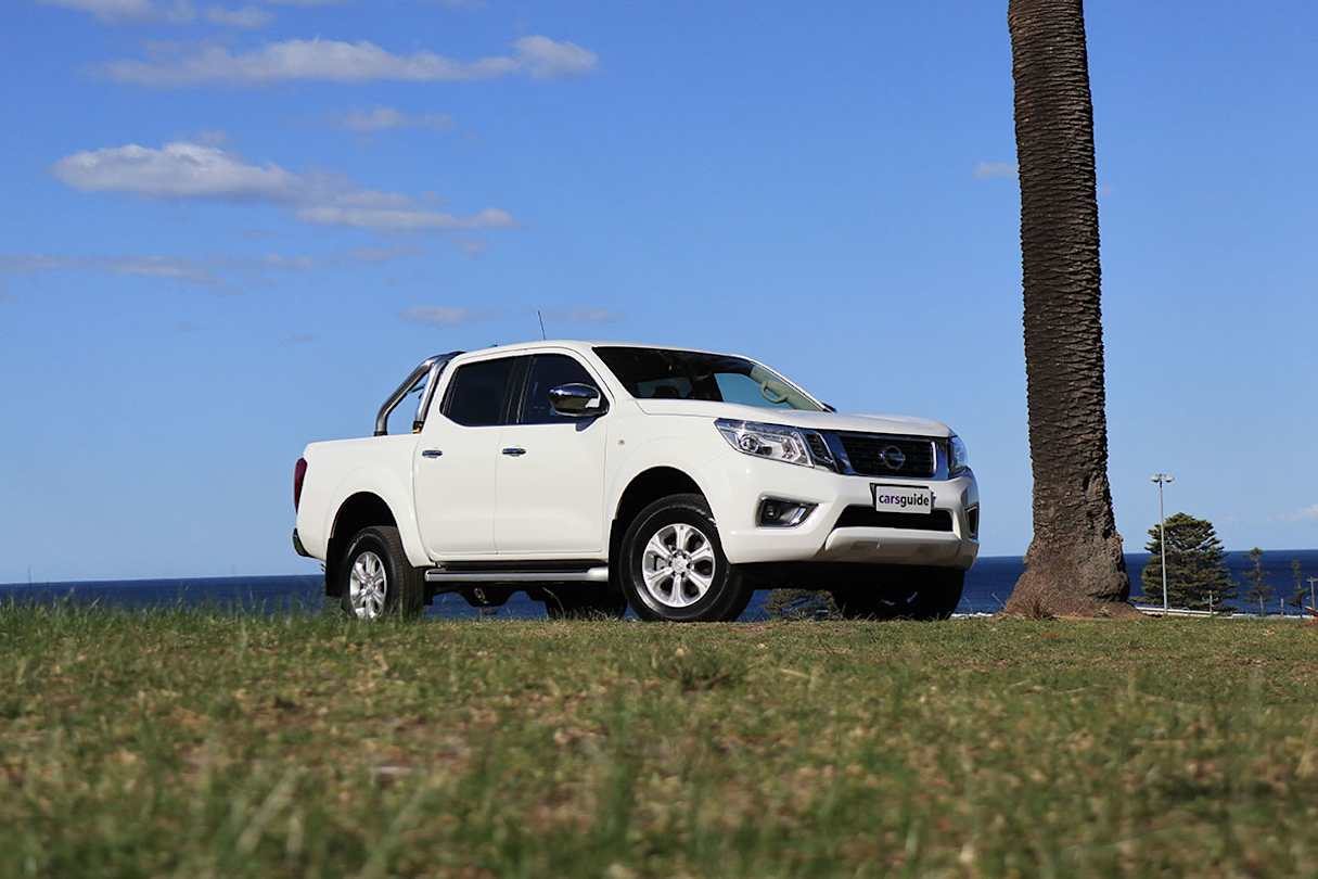 The Navara weighs in at 1960kg in auto form, with a gross vehicle mass figure of 2910kg at the curb, and has a gross combined mass of 5910kg. (image credit: Tim Robson)