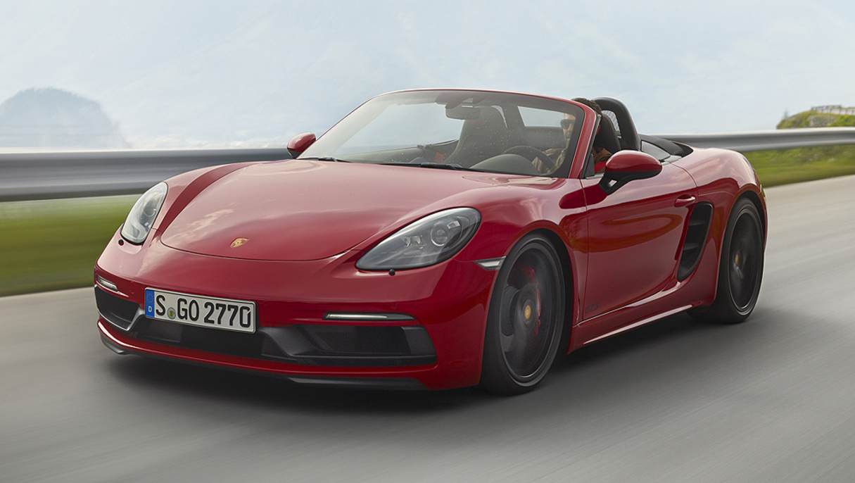 Turbocharged four-cylinder petrol powertrains remain unchanged.