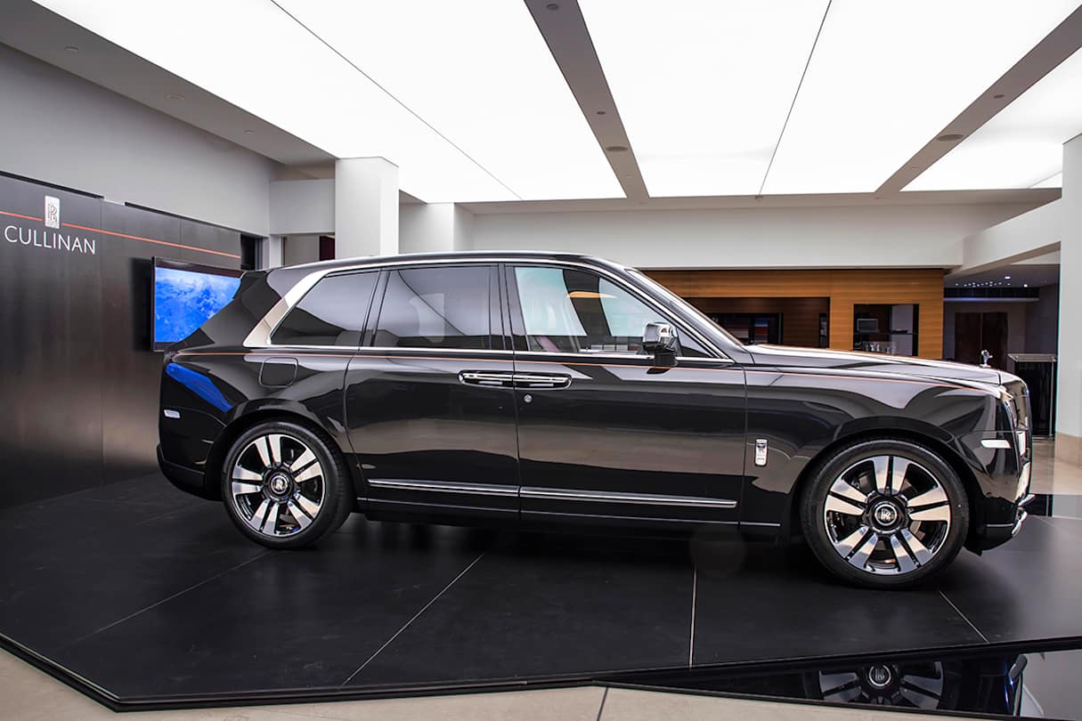 This is a very easy car to drive around town.