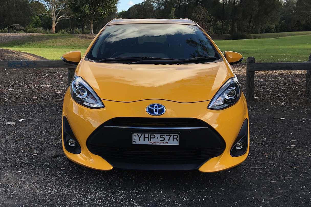 The blacked-out section of grille and bumper gives the littlest Prius a vaguely manta ray-shaped front-end. (Image: Andrew Chesterton)