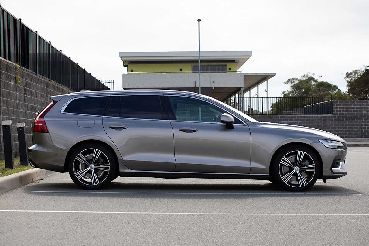 The elongated design is chic.
