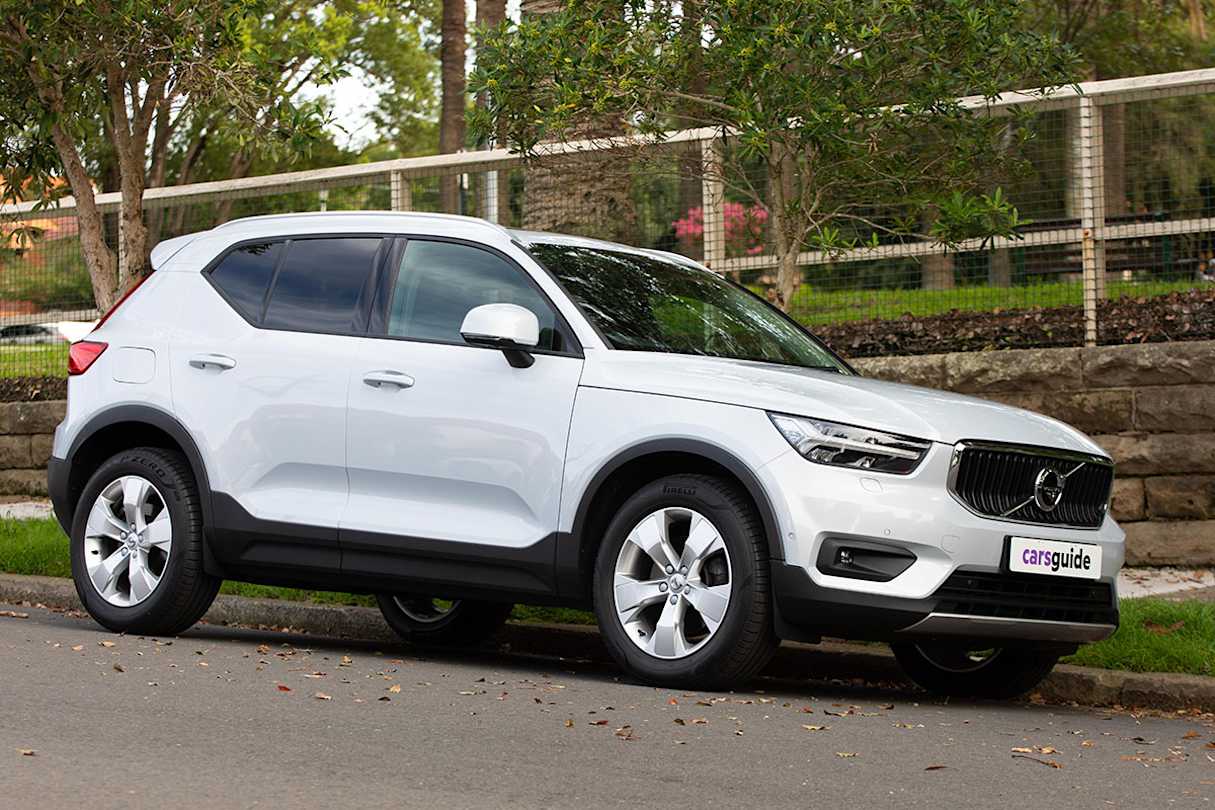 The XC40 has a modern profile, and features the signature Volvo badge on a sleek grille.