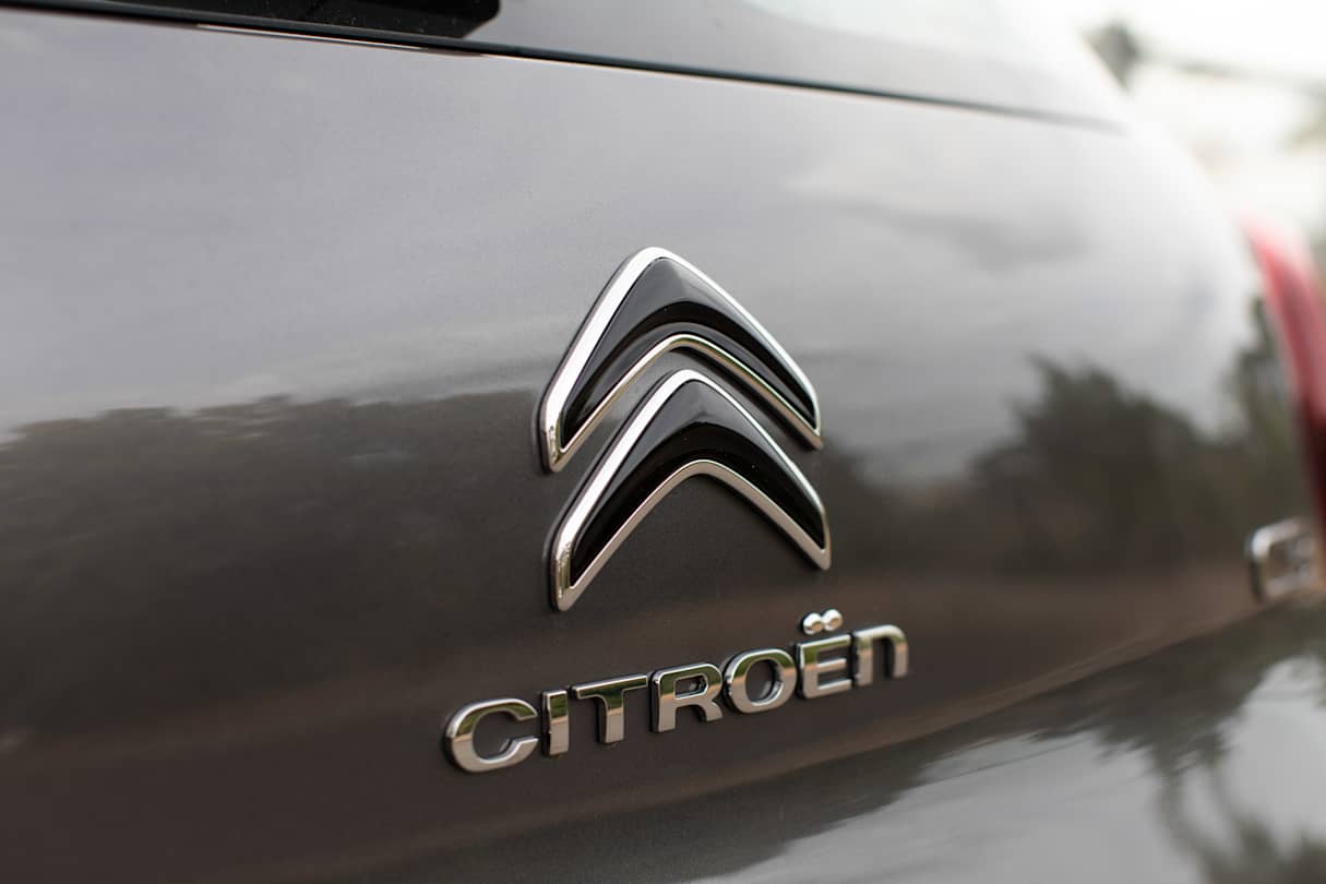 Urban mileage is 6.8L/100km.