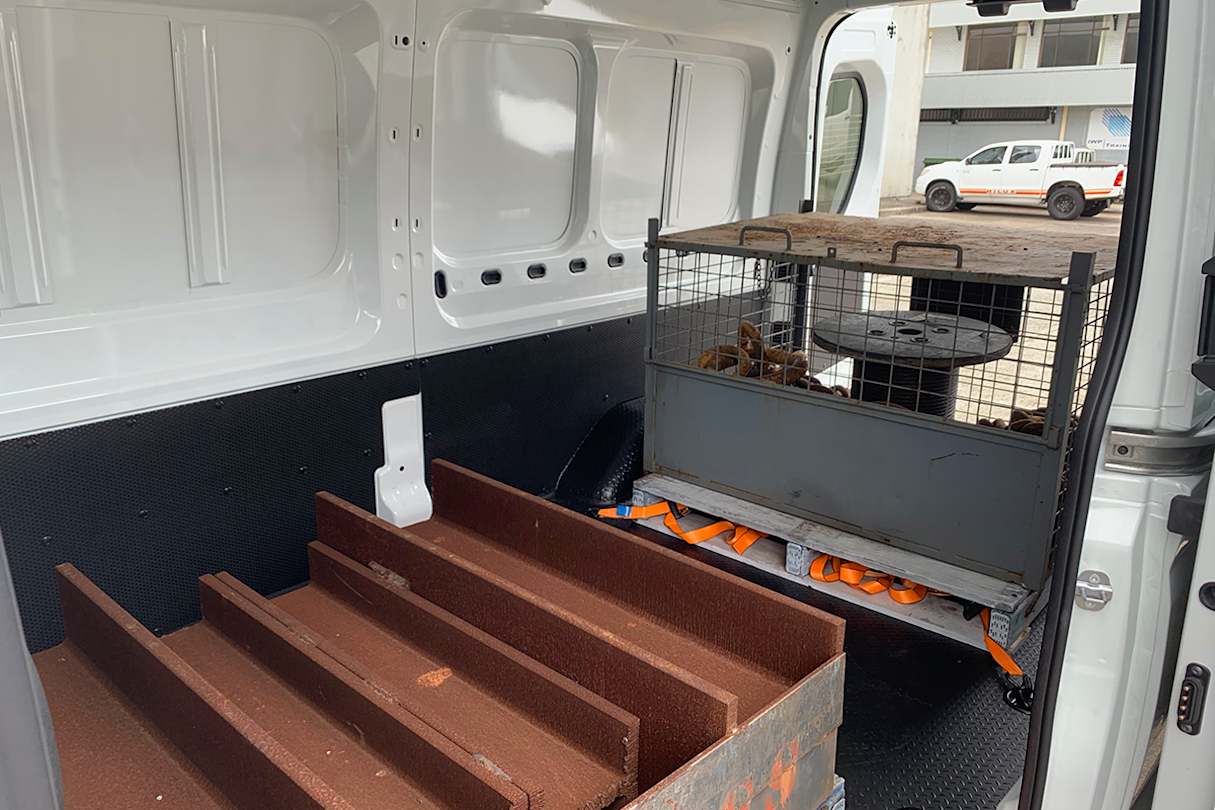 The payload limit for this van is 1500 kilograms, and we put in 1400kg of mixed items.