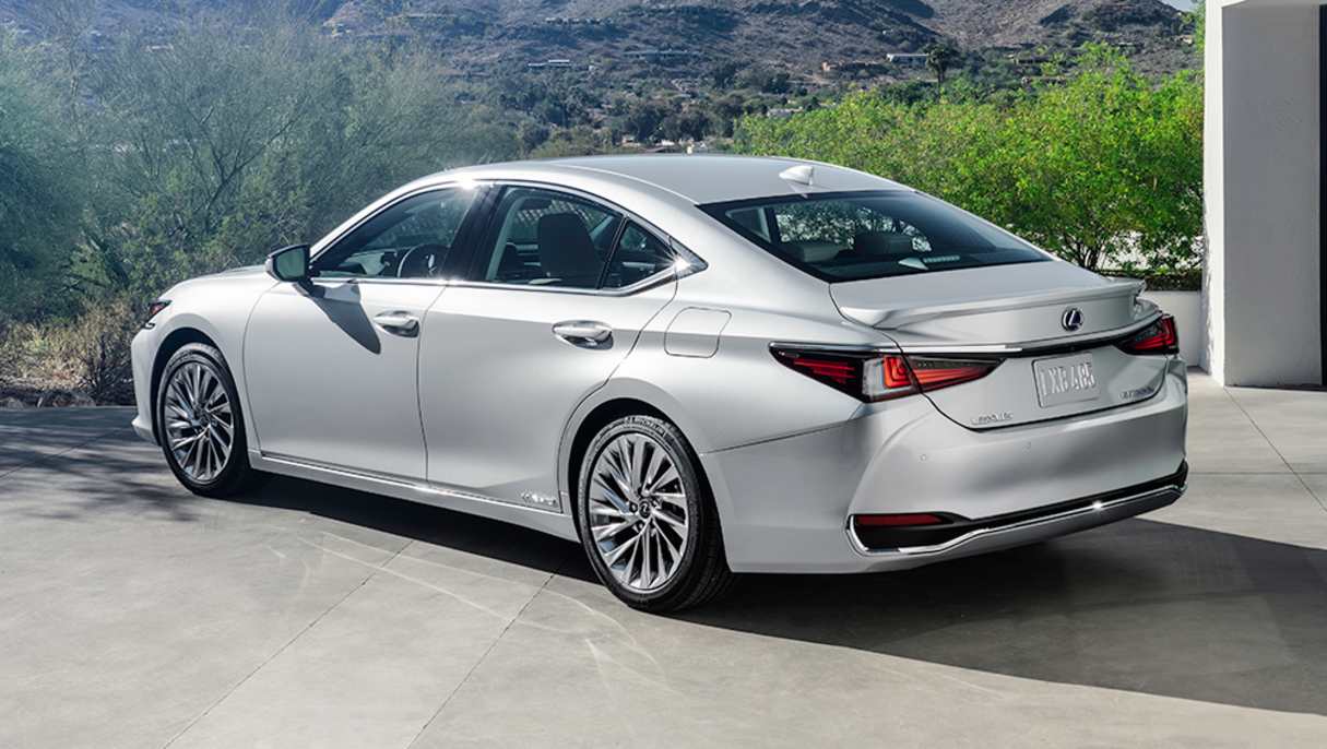 Pricing for the hybrid Lexus ES has increased by 25 to 30 over the outgoing version.
