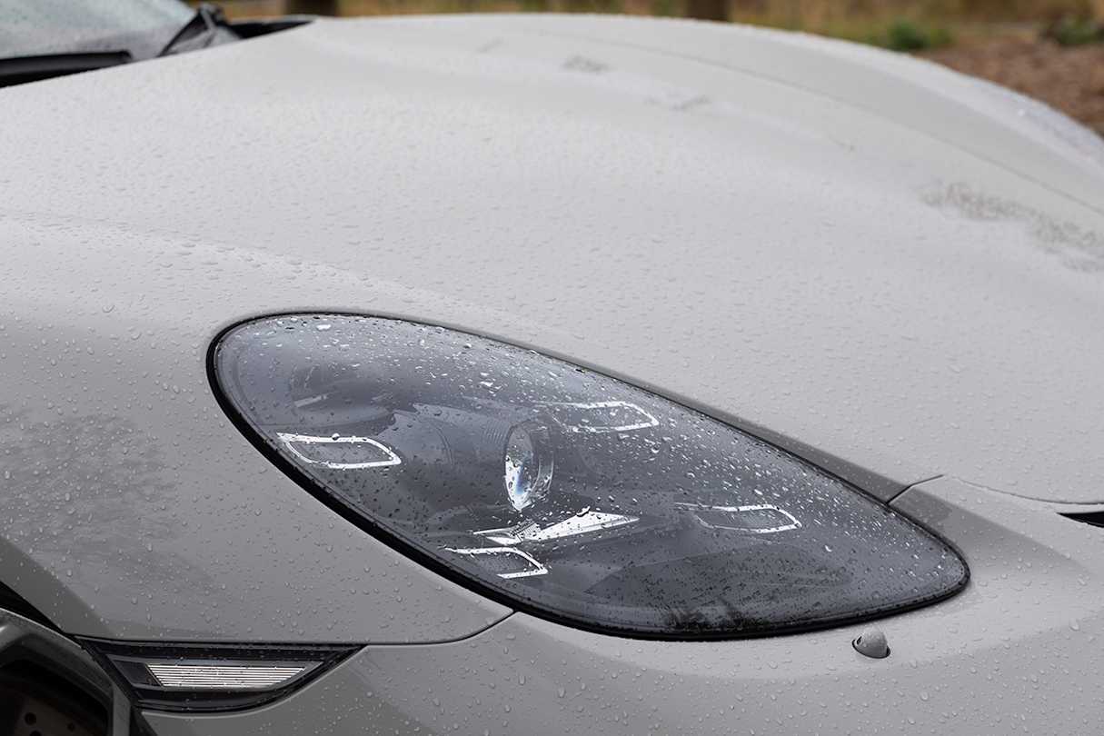 Only a few features arrive standard, like these automatic Bi-Xenon headlights.