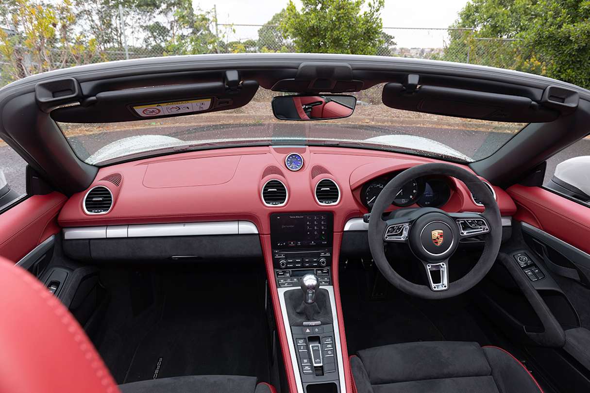 If you're tall, finding a driving position where your knee doesn’t hit the steering wheel on each gear change can be tricky.