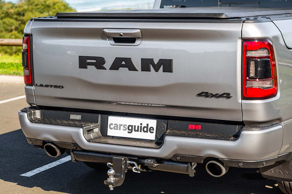 The DT Series has a 701kg payload, 750kg (unbraked towing capacity), 4500kg (braked towing capacity, with a 70mm ball).