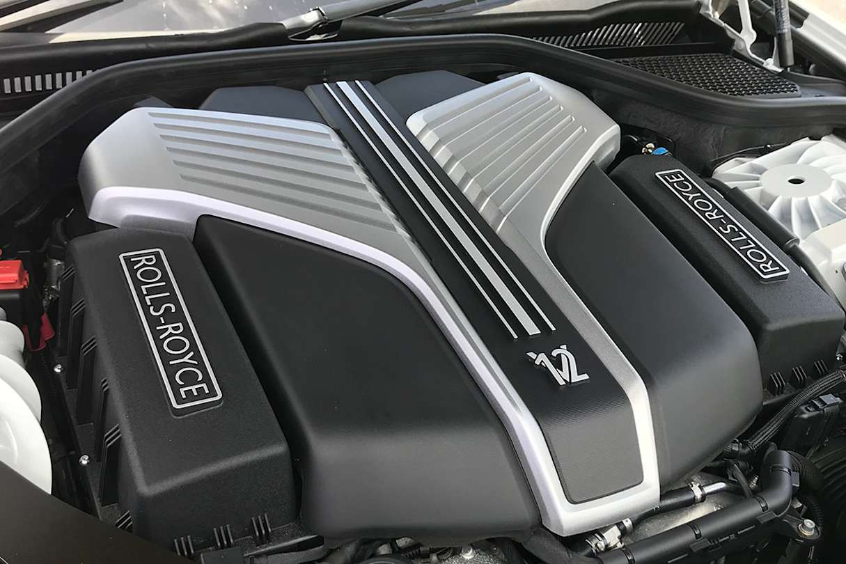 The new Ghost is powered by an all-alloy, direct-injection, 6.75-litre, twin-turbo V12.