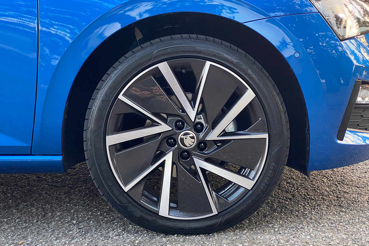 On the Launch Edition, you get 18-inch Vega Aero alloys. (image: Peter Anderson)