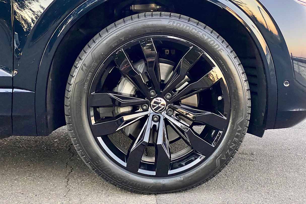 The Touareg shares the Audi S8's freakish ability to roll over even quite hefty speed bumps without you even noticing them.