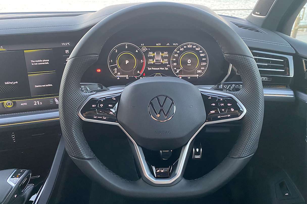 The V6 turbo-diesel's official combined cycle figure comes in at 7.5L/100km.