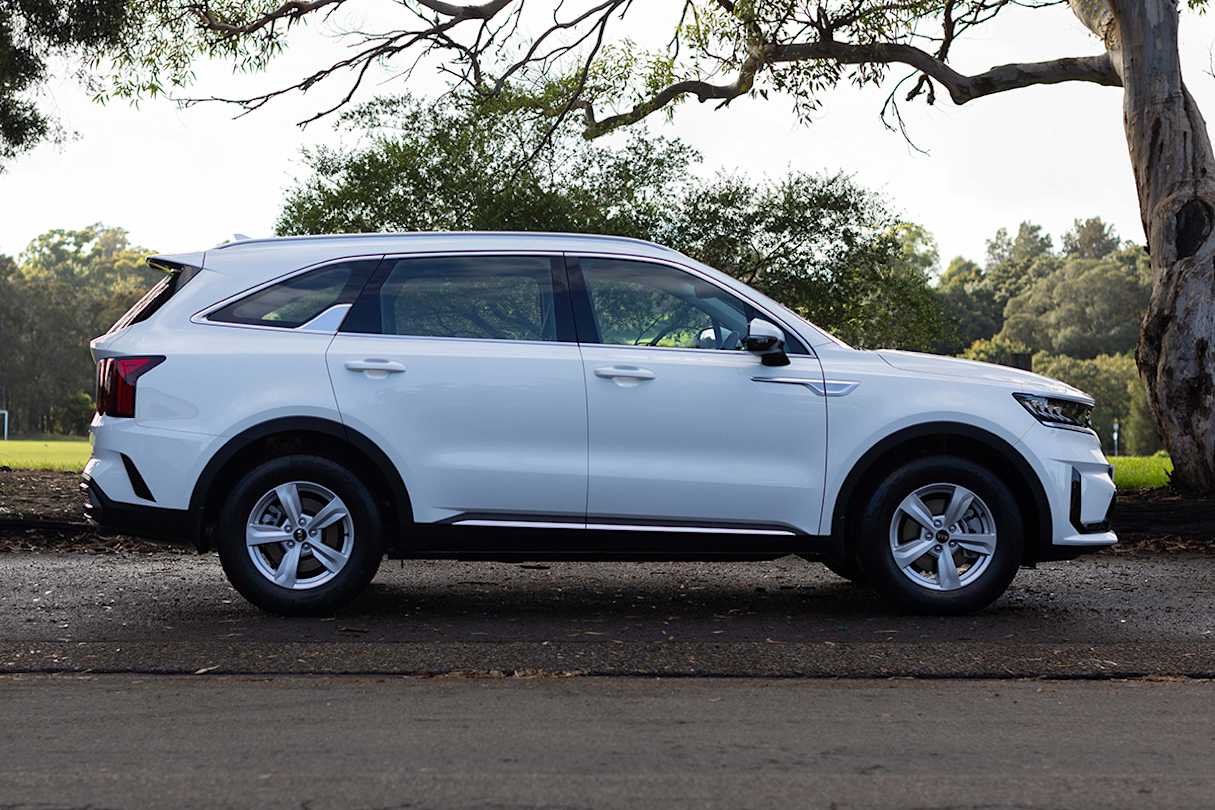 The Sorento S scores five out of five stars in the ANCAP safety ratings.
