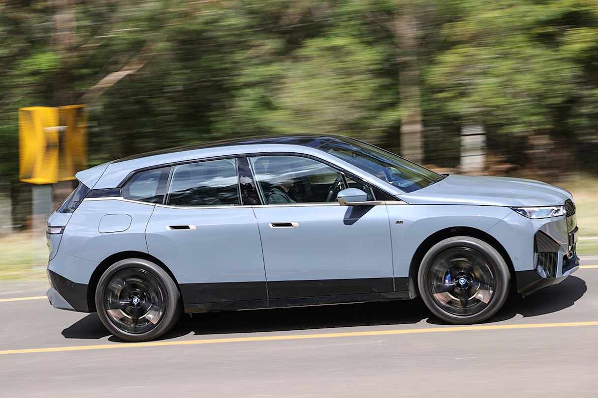 The iX M60 does things that you didn’t think was possible in a 2.5-tonne large SUV.