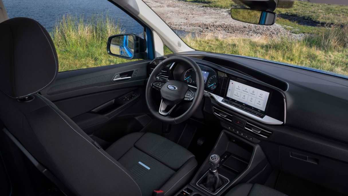Higher-end versions of the Ford Tourneo Connect feature a 10.25-inch digital instrument cluster.