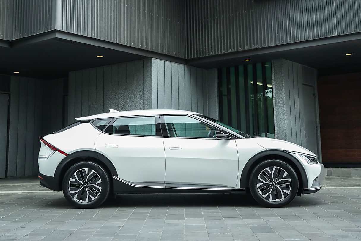 Kia is now the best-selling South Korean carmaker and with models like the EV6, it attracts buyers with style and technology.