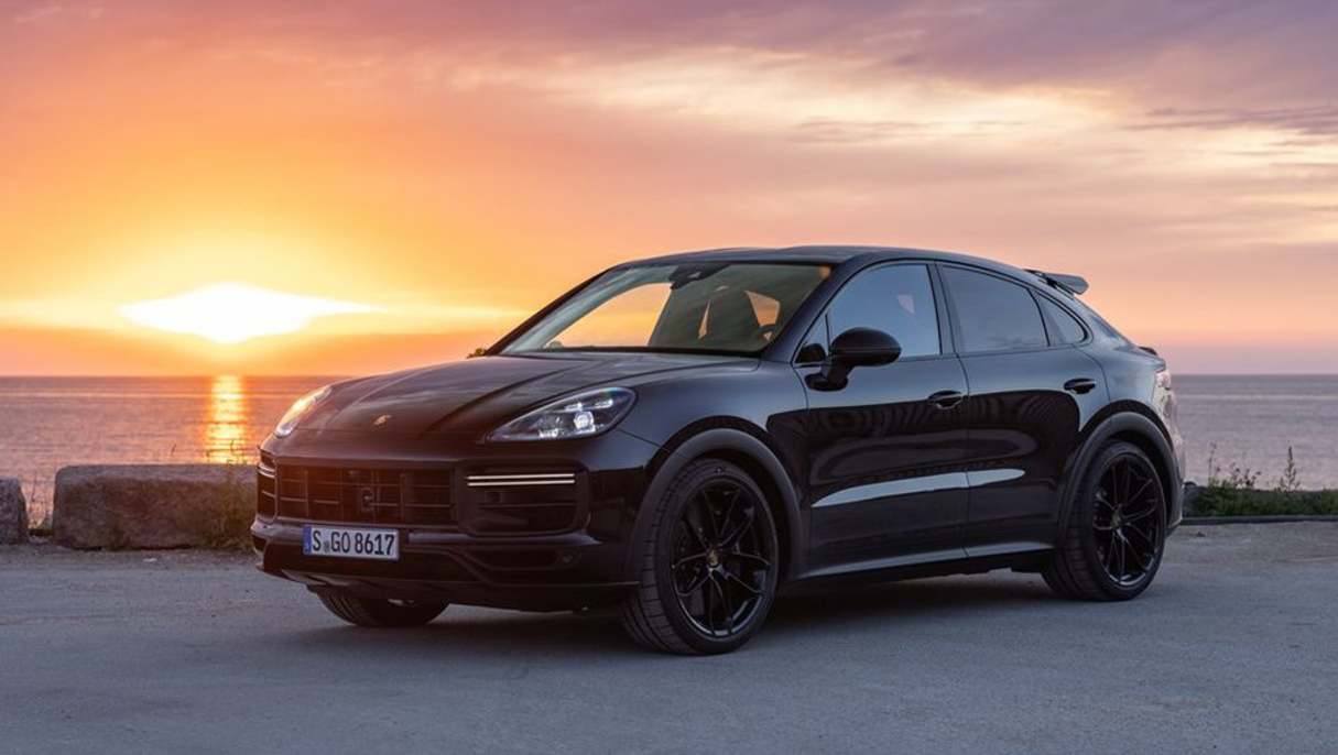 ブランド品専門の Cayenne Porsche 2026 who? X Model Tesla electric the in car グラフィックボード・グラボ・ビデオカード