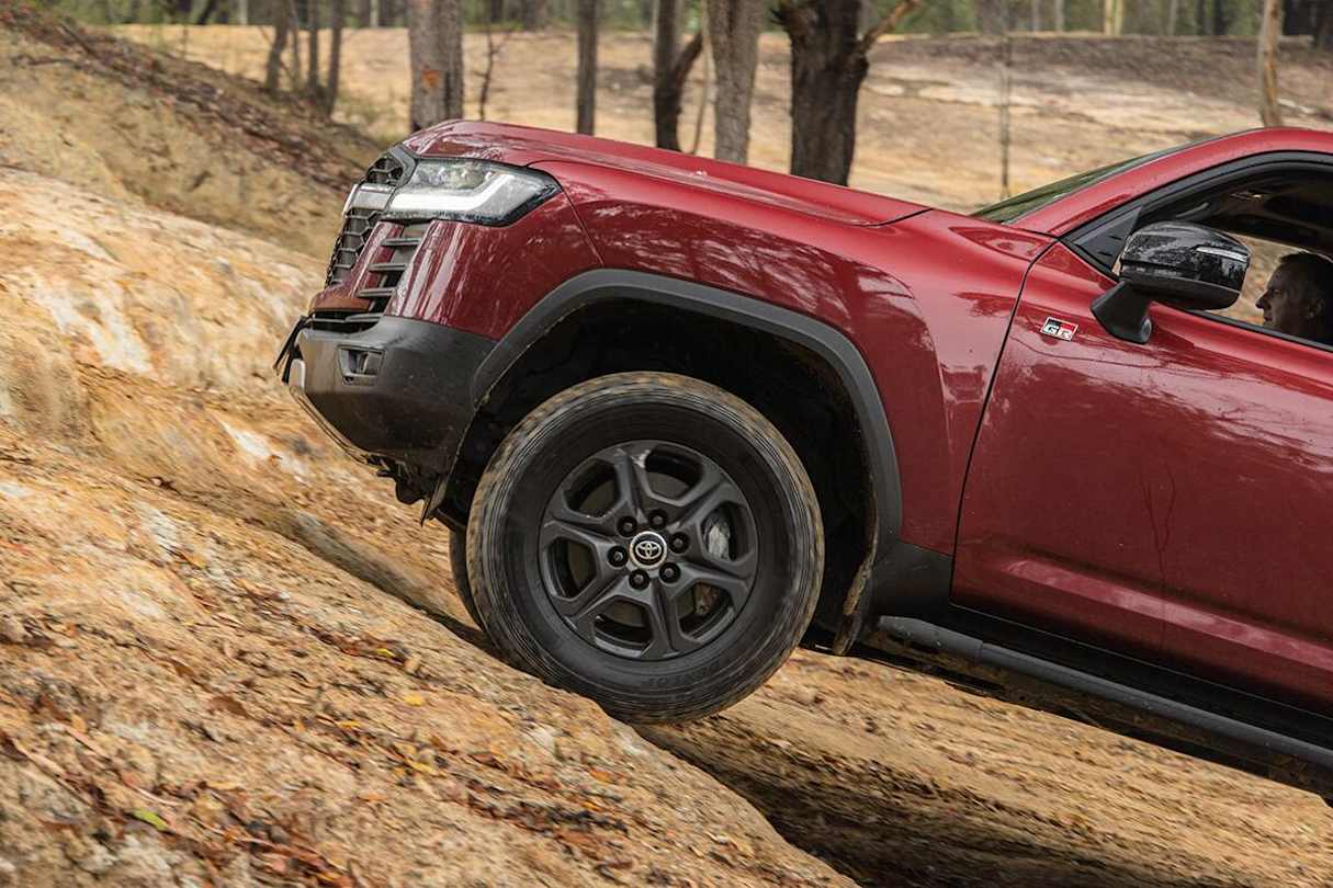 The LC300’s tryes are decent on-road, but aren’t great for 4WDing situations. (image credit: Glen Sullivan)