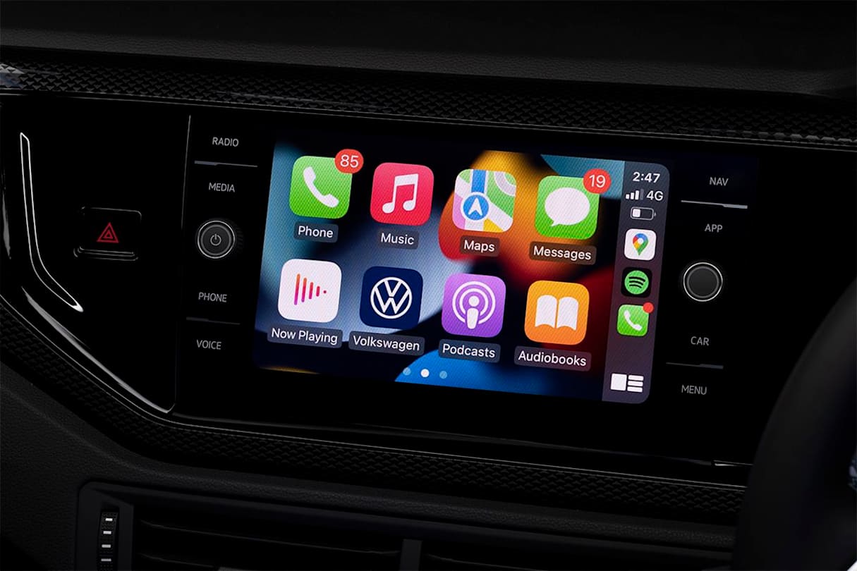 The 8.0-inch touchscreen multimedia screen.