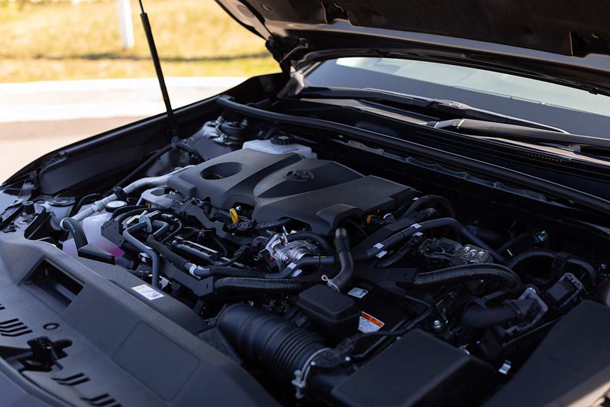 With a 2.5L hybrid you’ll still get up hills quickly and zoom along highways.