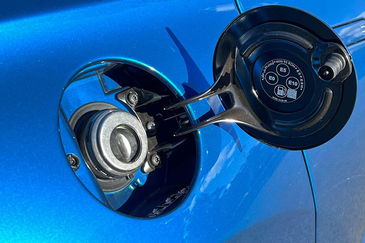 Knowing how to work out average fuel consumption is no trade secret, it’s a very simple mathematical formula.  (Image: Matt Campbell)