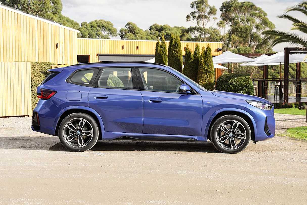 The iX1 measures in at 4500mm long and sits on a 2692mm wheelbase.