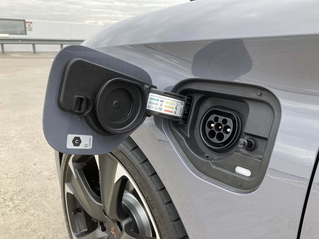 We managed fewer than 40km of pure-electric driving, against a WLTP rating of 52km.